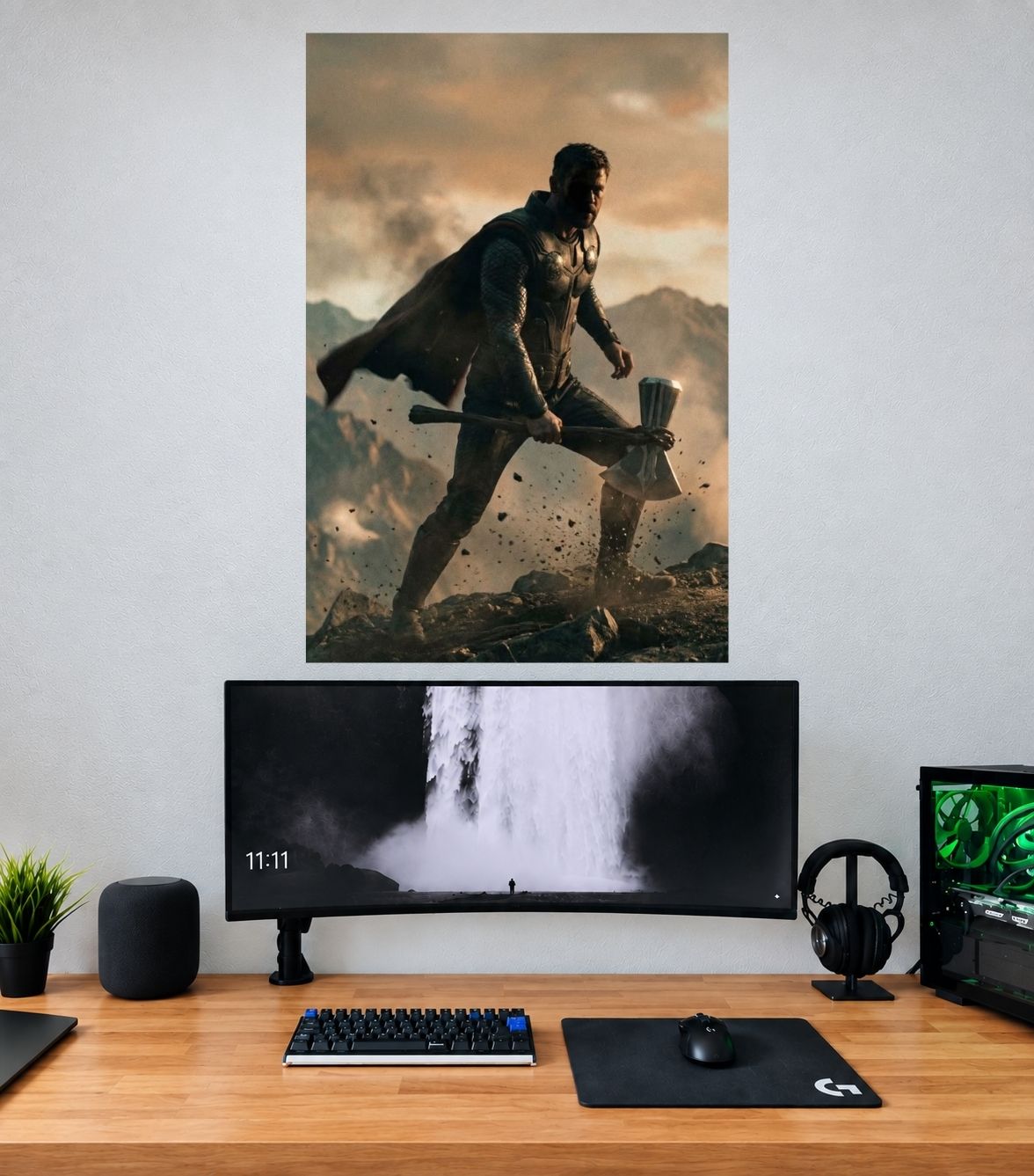 Thor Golden Dust Hammer Warrior Edition Marvel single wall poster mockup
